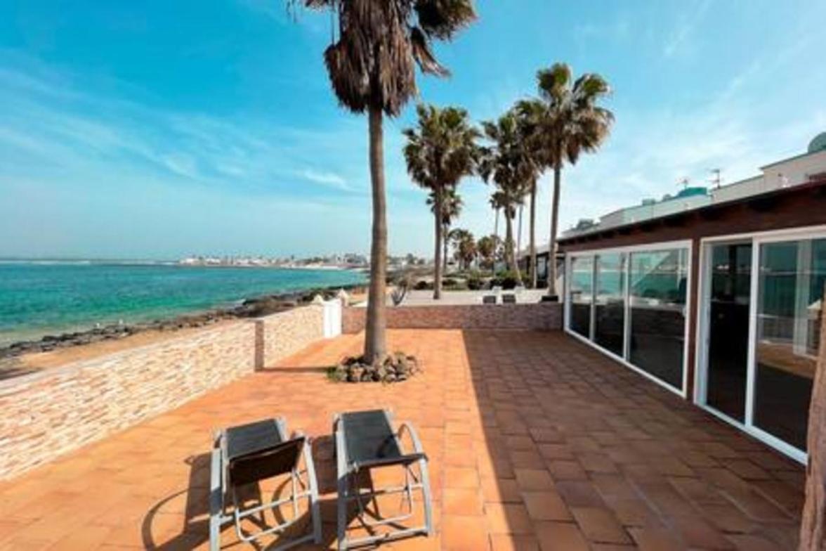 Corralejo Beach Villa San Antonio- Private Heated Pool, Breathtaking Sea View, Bbq, Fast Wifi By Amazzzing Travel Экстерьер фото